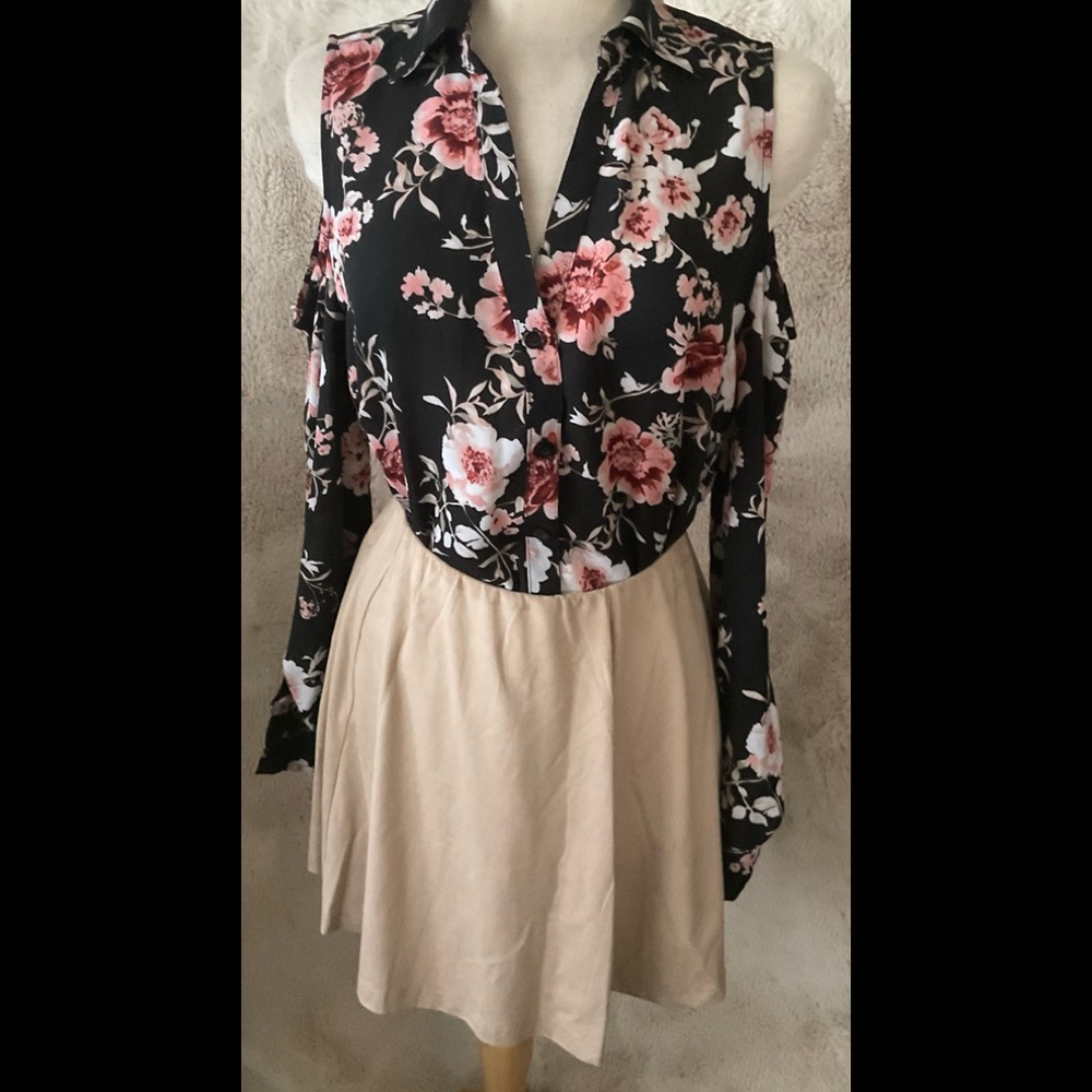 Forever 21 Skirt Beige-